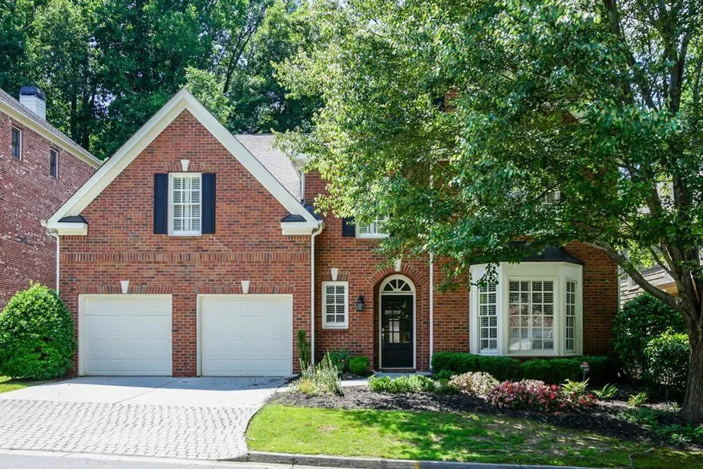 3194 Windsor Lake Drive Ne, Brookhaven, Georgia 30319, 4 Bedrooms Bedrooms, ,4 BathroomsBathrooms,Residential,Sold,3194 Windsor Lake Drive Ne,5696303