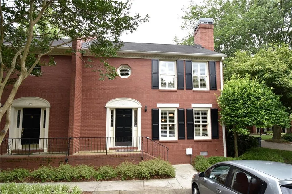 404 Defoors Mill Drive Nw, Atlanta, Georgia 30318, 2 Bedrooms Bedrooms, ,2 BathroomsBathrooms,Residential,Sold,404 Defoors Mill Drive Nw,5707748