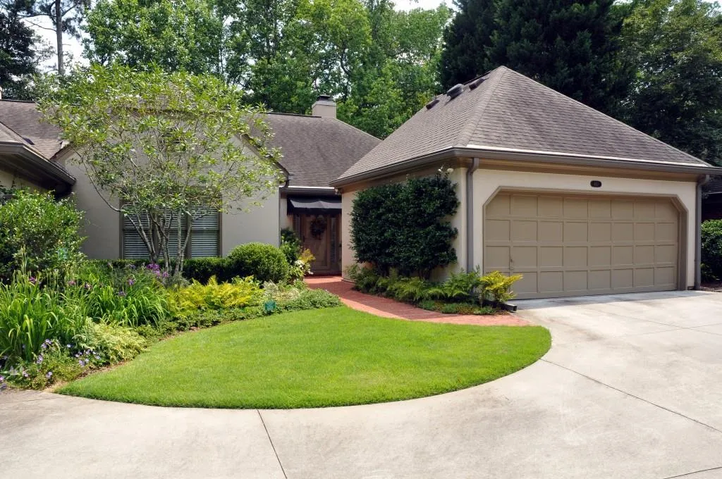 460 Greenlaurel Drive, Sandy Springs, Georgia 30342, 2 Bedrooms Bedrooms, ,2 BathroomsBathrooms,Residential,Sold,460 Greenlaurel Drive,5707910