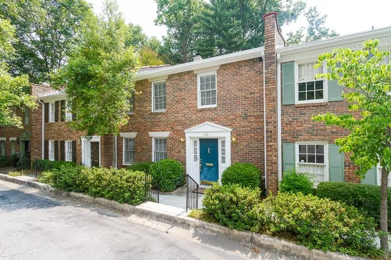 56 Old Ivy Square Road Ne Unit 56, Atlanta, Georgia 30342, 3 Bedrooms Bedrooms, ,2 BathroomsBathrooms,Residential,Sold,56 Old Ivy Square Road Ne Unit 56,5707684