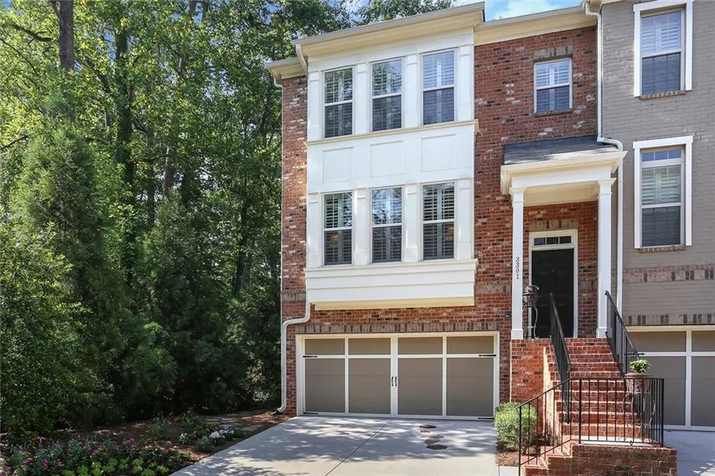 3301 Ferncliff Court, Atlanta, Georgia 30324, 3 Bedrooms Bedrooms, ,3 BathroomsBathrooms,Residential,Sold,3301 Ferncliff Court,5717037
