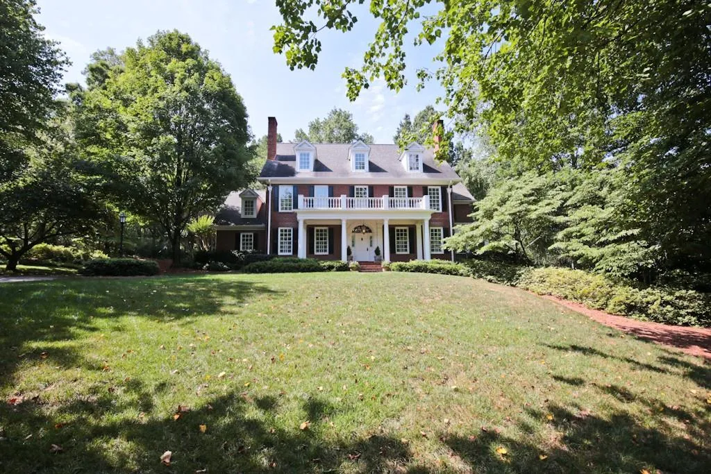 730 Arden Close, Atlanta, Georgia 30327, 5 Bedrooms Bedrooms, ,7 BathroomsBathrooms,Residential,Sold,730 Arden Close,5717242