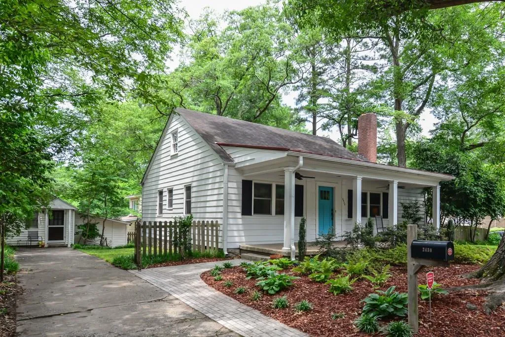 2430 Shenandoah Avenue Ne, Atlanta, Georgia 30305, 3 Bedrooms Bedrooms, ,2 BathroomsBathrooms,Residential,Sold,2430 Shenandoah Avenue Ne,5716817