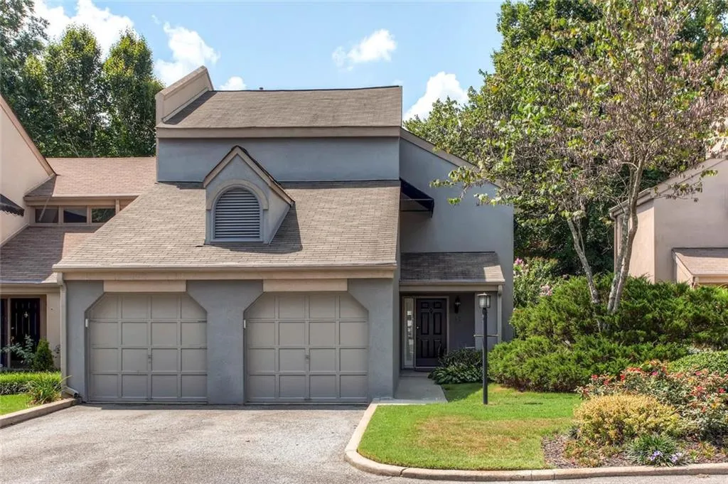 2914 Lenox Road Unit 7, Atlanta, Georgia 30324, 2 Bedrooms Bedrooms, ,2 BathroomsBathrooms,Residential,Sold,2914 Lenox Road Unit 7,5728249
