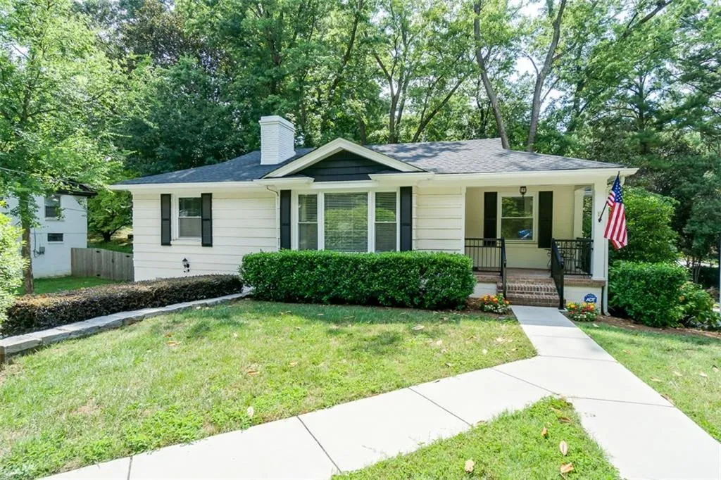 1830 Fernwood Road Nw, Atlanta, Georgia 30318, 3 Bedrooms Bedrooms, ,2 BathroomsBathrooms,Residential,Sold,1830 Fernwood Road Nw,5728850