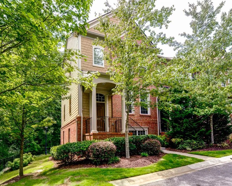 2242 Limehurst Drive Ne, Brookhaven, Georgia 30319, 3 Bedrooms Bedrooms, ,3 BathroomsBathrooms,Residential,Sold,2242 Limehurst Drive Ne,5732943