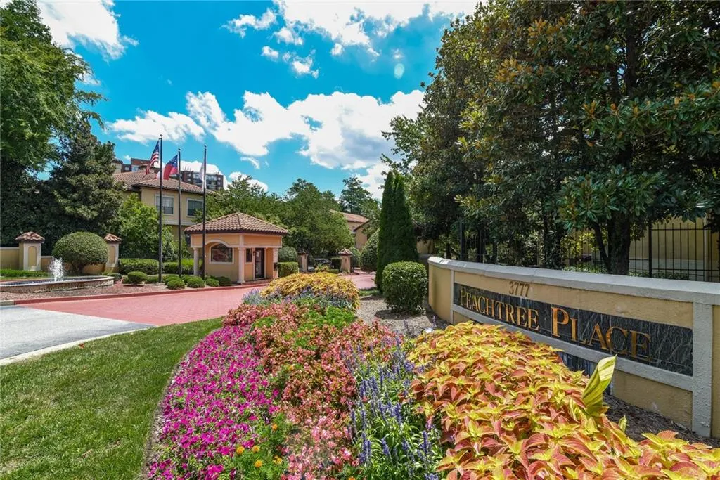 3777 Peachtree Road Ne Unit 632, Atlanta, Georgia 30319, 3 Bedrooms Bedrooms, ,2 BathroomsBathrooms,Residential,Sold,3777 Peachtree Road Ne Unit 632,5736627