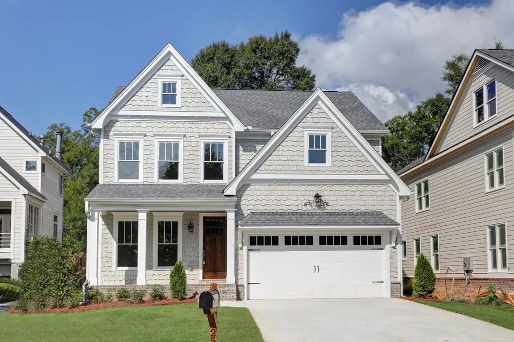2524 Appalachee Drive Ne, Brookhaven, Georgia 30319, 5 Bedrooms Bedrooms, ,4 BathroomsBathrooms,Residential,Sold,2524 Appalachee Drive Ne,5739460
