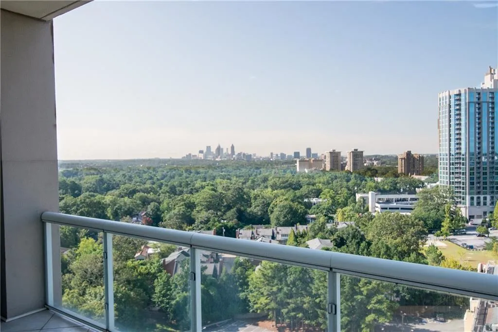 2881 Peachtree Road Ne Unit 1405, Atlanta, Georgia 30305, 2 Bedrooms Bedrooms, ,2 BathroomsBathrooms,Residential,Sold,2881 Peachtree Road Ne Unit 1405,5742207