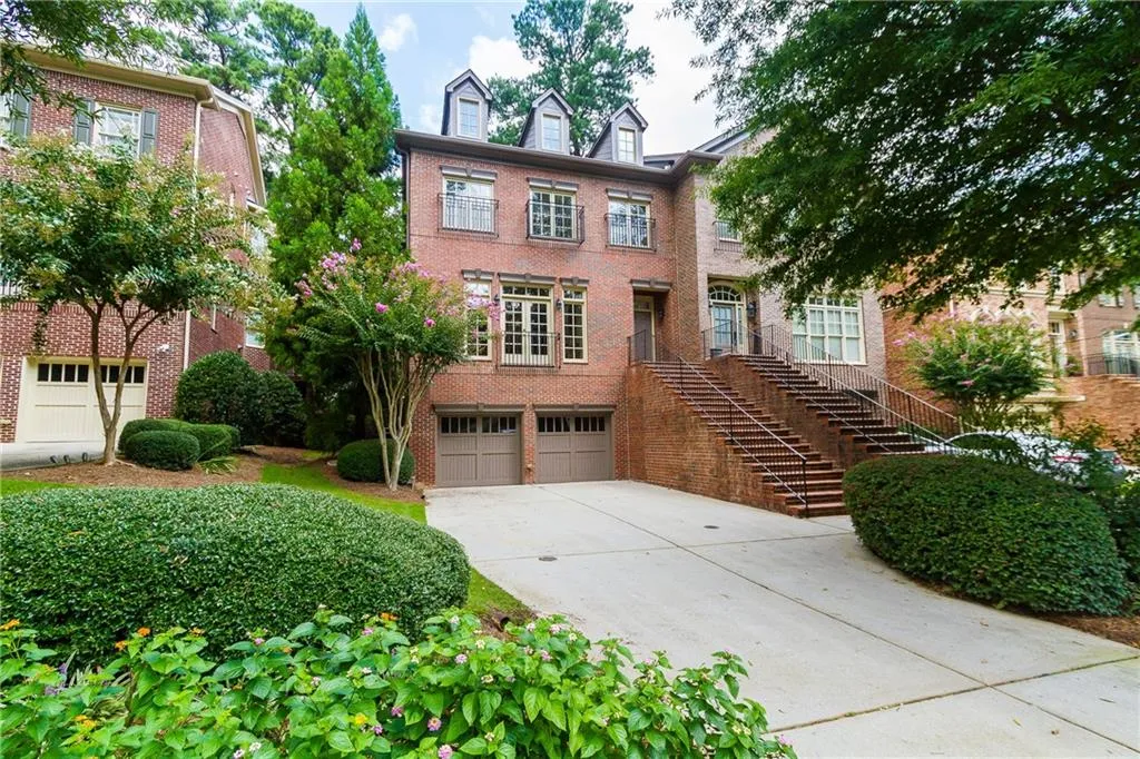 622 Timm Valley Road Ne Unit A, Atlanta, Georgia 30305, 3 Bedrooms Bedrooms, ,3 BathroomsBathrooms,Residential,Sold,622 Timm Valley Road Ne Unit A,5741225