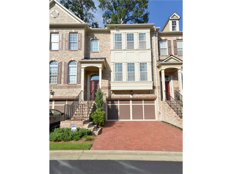 3695 E Paces Walk Ne Unit 3695, Atlanta, Georgia 30326, 3 Bedrooms Bedrooms, ,3 BathroomsBathrooms,Residential,Sold,3695 E Paces Walk Ne Unit 3695,5747226