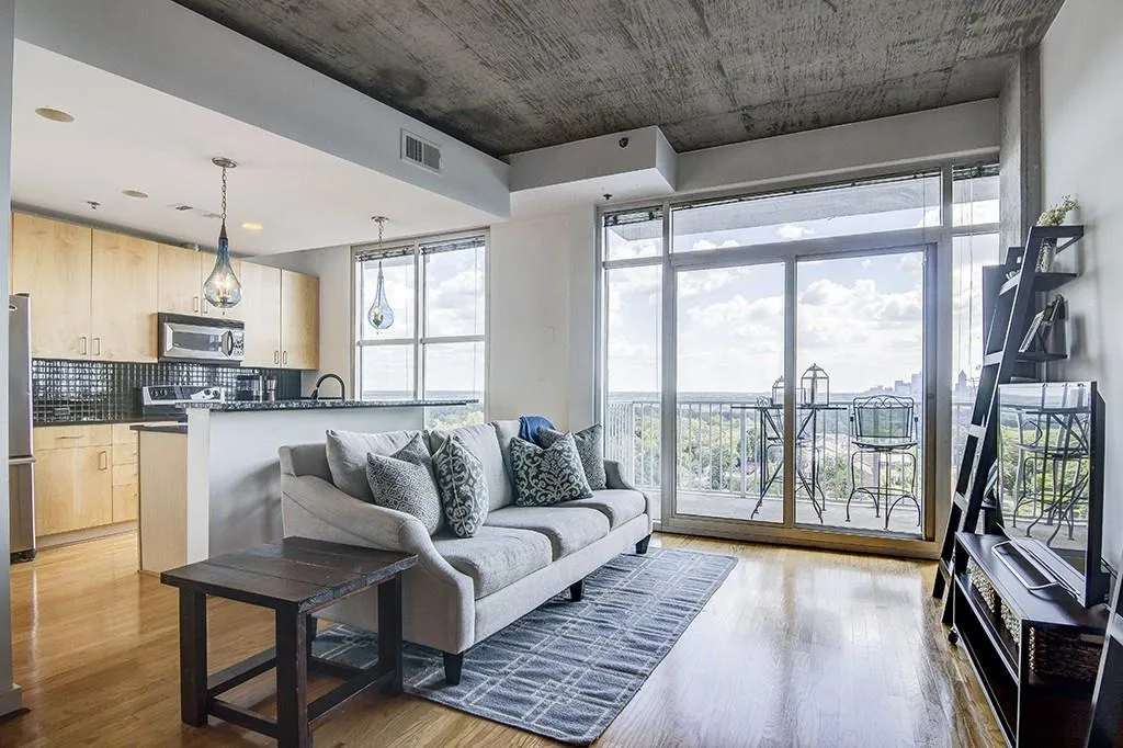 250 Pharr Road Ne Unit 1214, Atlanta, Georgia 30305, 1 Bedroom Bedrooms, ,1 BathroomBathrooms,Residential,Sold,250 Pharr Road Ne Unit 1214,5751352