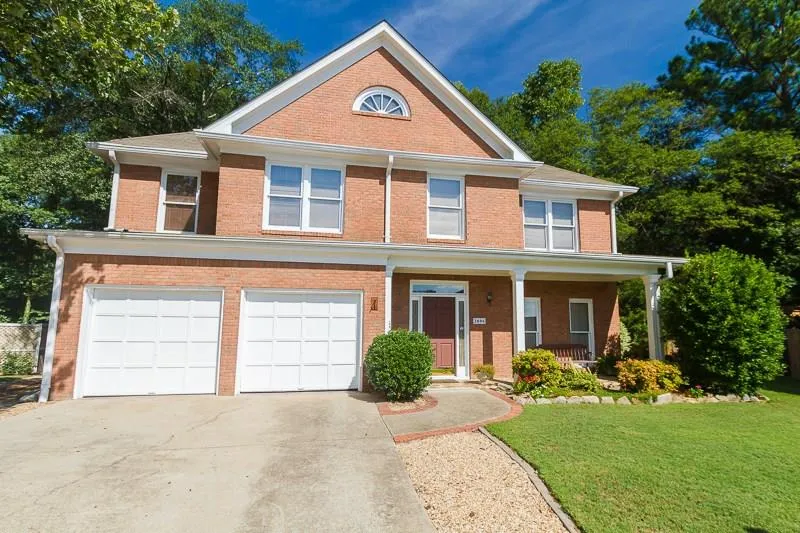 2696 Woodland Brook Lane Se, Atlanta, Georgia 30339, 4 Bedrooms Bedrooms, ,2 BathroomsBathrooms,Residential,Sold,2696 Woodland Brook Lane Se,5752709