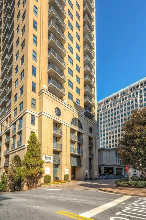 3040 Peachtree Road Nw Unit 1515, Atlanta, Georgia 30305, 1 Bedroom Bedrooms, ,1 BathroomBathrooms,Residential,Sold,3040 Peachtree Road Nw Unit 1515,5764154
