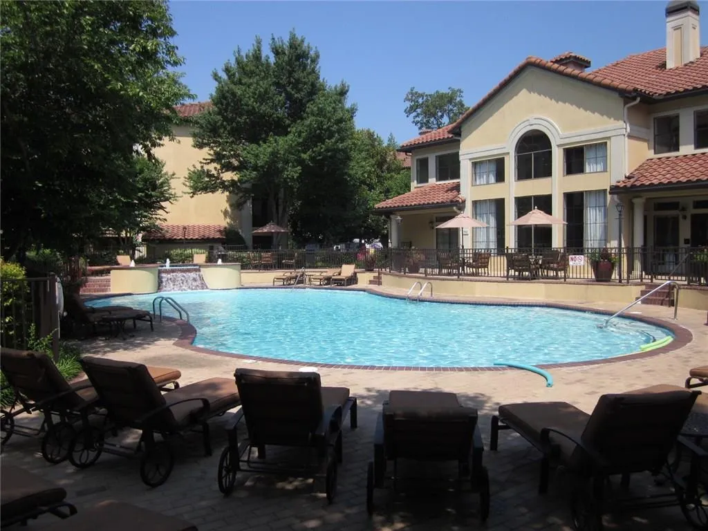 3777 Peachtree Road Ne Unit 727, Atlanta, Georgia 30319, 1 Bedroom Bedrooms, ,1 BathroomBathrooms,Residential,Sold,3777 Peachtree Road Ne Unit 727,5767243