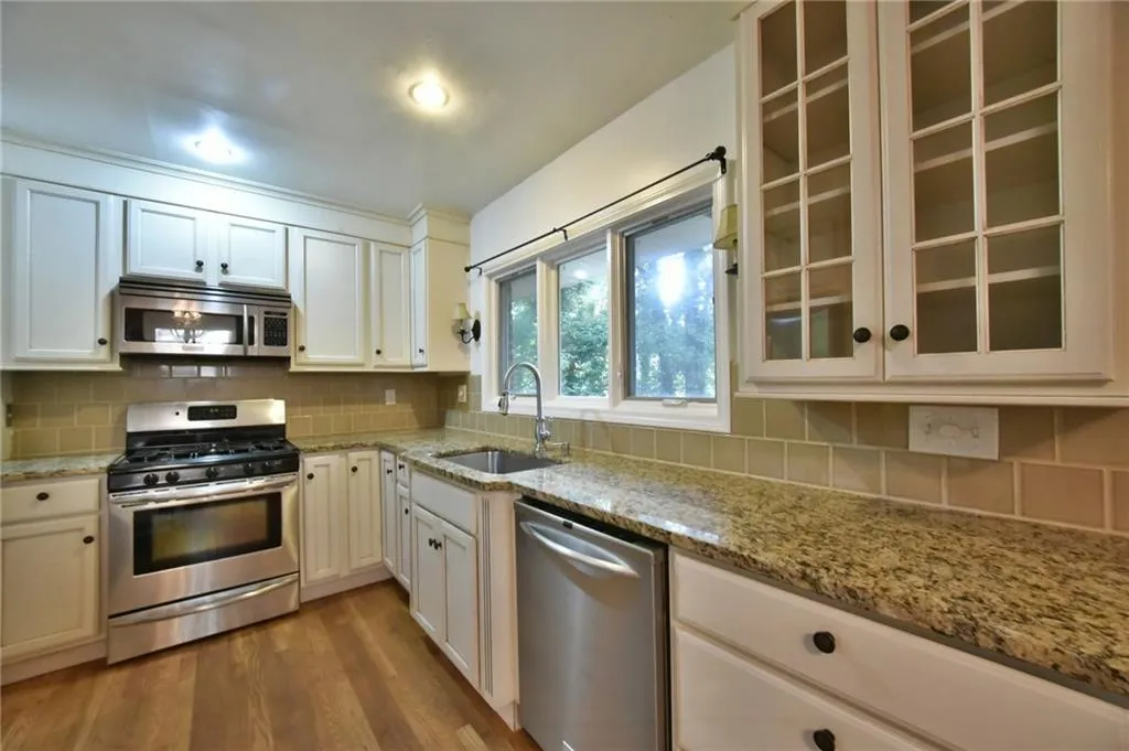 1074 Palafox Drive Ne, Atlanta, Georgia 30324, 3 Bedrooms Bedrooms, ,1 BathroomBathrooms,Residential,Sold,1074 Palafox Drive Ne,5774235