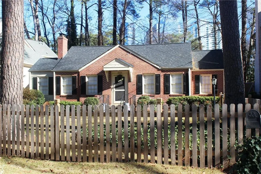 3325 Mathieson Drive Ne, Atlanta, Georgia 30305, 3 Bedrooms Bedrooms, ,2 BathroomsBathrooms,Residential,Sold,3325 Mathieson Drive Ne,5787694