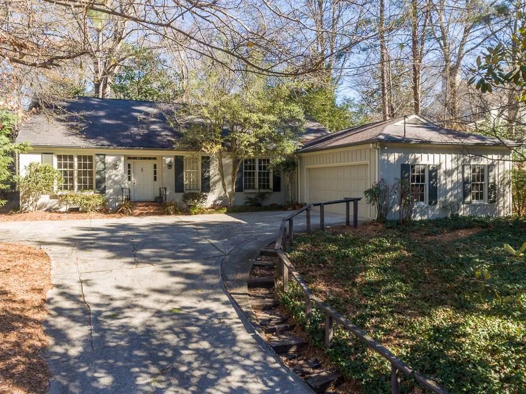 3370 Rockingham Drive Nw, Atlanta, Georgia 30327, 4 Bedrooms Bedrooms, ,3 BathroomsBathrooms,Residential,Sold,3370 Rockingham Drive Nw,5792802