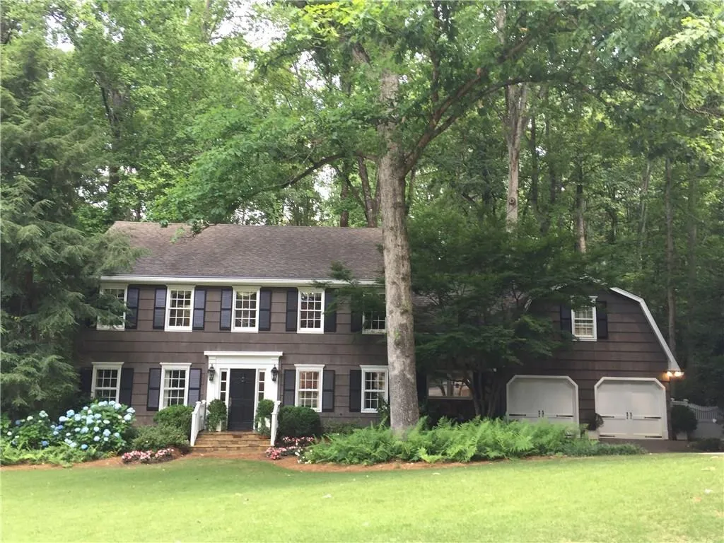 4660 Brook Hollow Drive, Atlanta, Georgia 30327, 4 Bedrooms Bedrooms, ,4 BathroomsBathrooms,Residential,Sold,4660 Brook Hollow Drive,5796106
