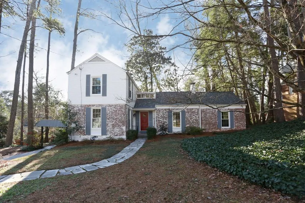 1941 Greystone Road Nw, Atlanta, Georgia 30318, 3 Bedrooms Bedrooms, ,2 BathroomsBathrooms,Residential,Sold,1941 Greystone Road Nw,5808697