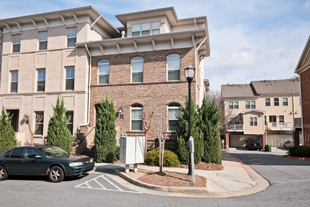 1196 Lavista Circle Unit 1196, Atlanta, Georgia 30324, 2 Bedrooms Bedrooms, ,2 BathroomsBathrooms,Residential,Sold,1196 Lavista Circle Unit 1196,5812882
