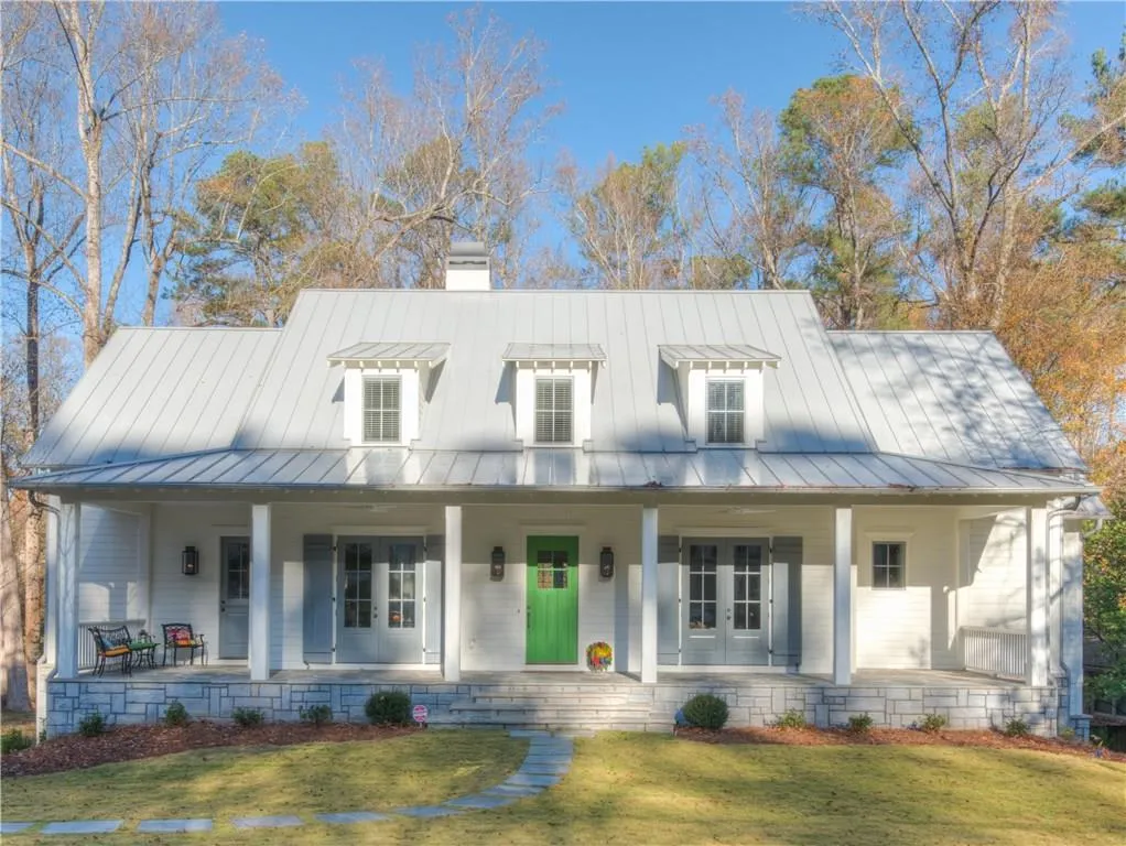 60 Lake Forrest Lane Ne, Atlanta, Georgia 30342, 5 Bedrooms Bedrooms, ,5 BathroomsBathrooms,Residential,Sold,60 Lake Forrest Lane Ne,5780761