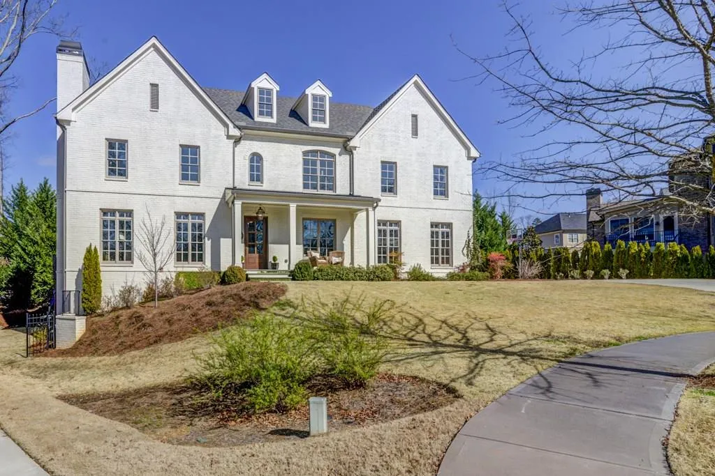 3013 Oglethorpe Way Ne, Brookhaven, Georgia 30319, 5 Bedrooms Bedrooms, ,4 BathroomsBathrooms,Residential,Sold,3013 Oglethorpe Way Ne,5823332
