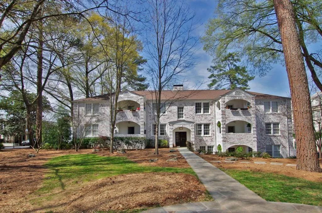77 Peachtree Memorial Drive Unit 1, Atlanta, Georgia 30309, 2 Bedrooms Bedrooms, ,2 BathroomsBathrooms,Residential,Sold,77 Peachtree Memorial Drive Unit 1,5824658