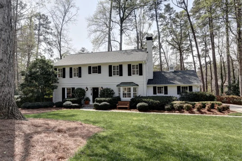 3868 Whittington Drive Ne, Atlanta, Georgia 30342, 4 Bedrooms Bedrooms, ,4 BathroomsBathrooms,Residential,Sold,3868 Whittington Drive Ne,5831420