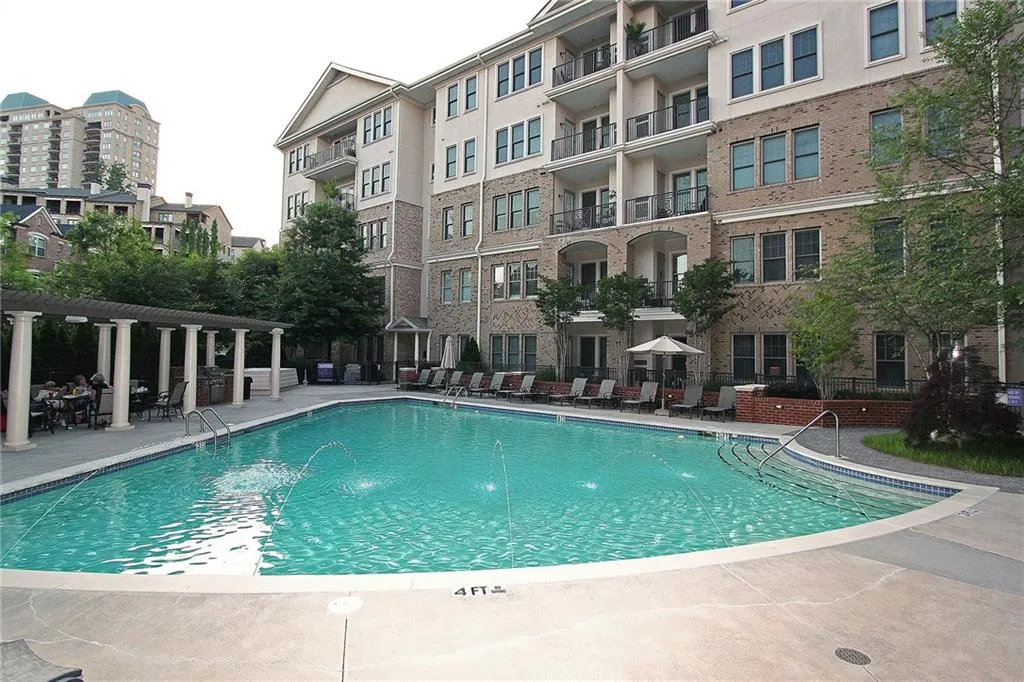 3621 Vinings Slope Se Unit 2221, Atlanta, Georgia 30339, 2 Bedrooms Bedrooms, ,2 BathroomsBathrooms,Residential,Sold,3621 Vinings Slope Se Unit 2221,5832960
