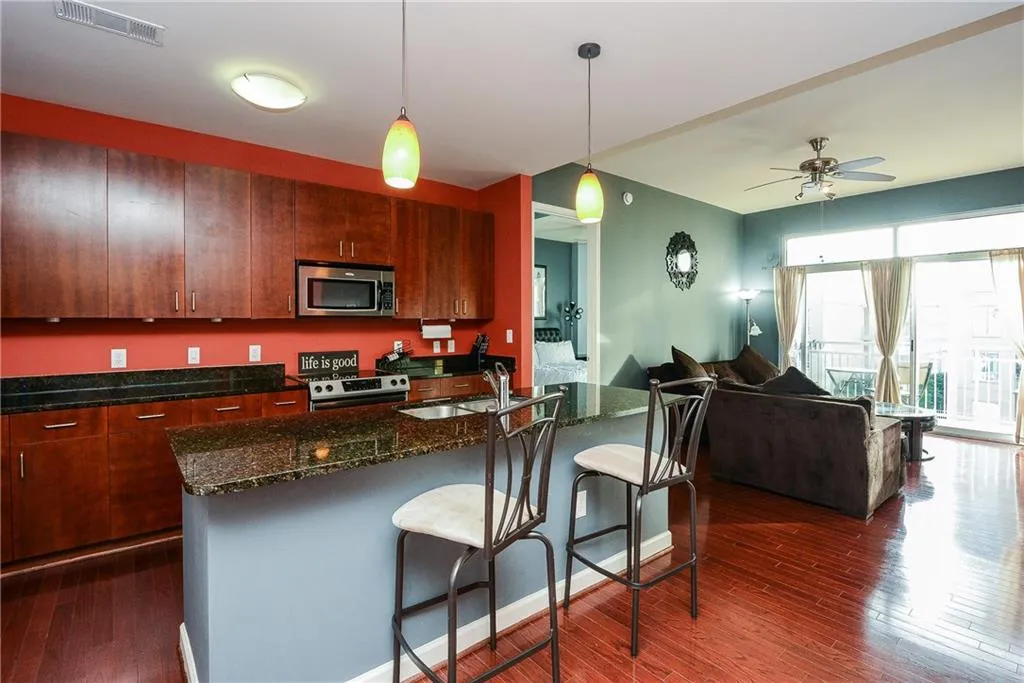 711 Cosmopolitan Drive Ne Unit 326, Atlanta, Georgia 30324, 2 Bedrooms Bedrooms, ,2 BathroomsBathrooms,Residential,Sold,711 Cosmopolitan Drive Ne Unit 326,5809843