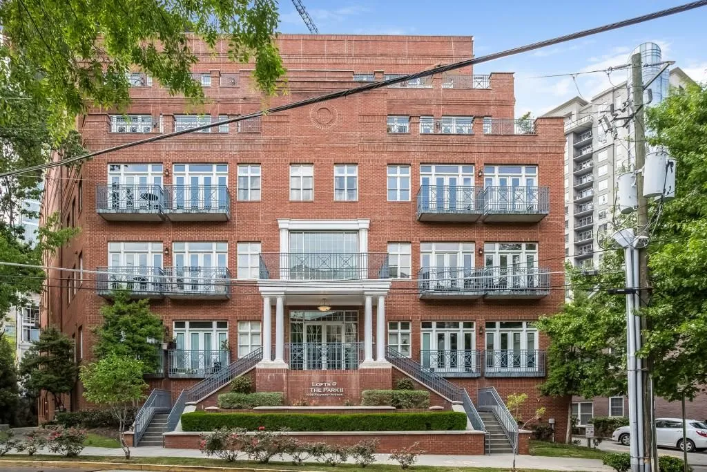 1058 Piedmont Avenue Ne Unit 301, Atlanta, Georgia 30309, 1 Bedroom Bedrooms, ,1 BathroomBathrooms,Residential,Sold,1058 Piedmont Avenue Ne Unit 301,5837375
