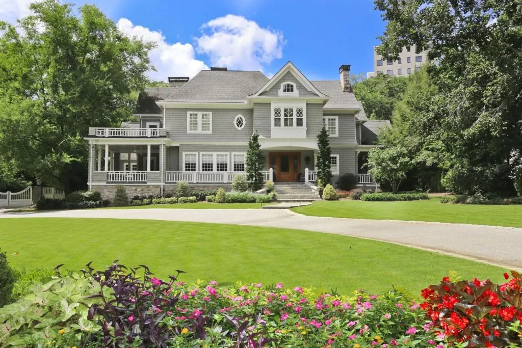 210 Peachtree Circle Ne, Atlanta, Georgia 30309, 5 Bedrooms Bedrooms, ,4 BathroomsBathrooms,Residential,Sold,210 Peachtree Circle Ne,5837540
