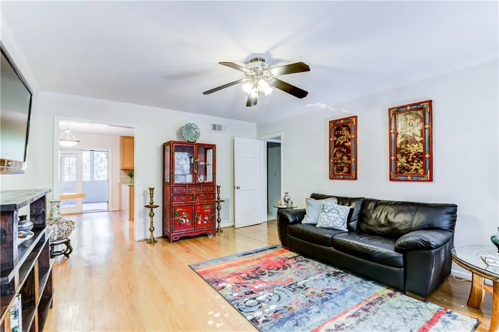 1101 Collier Road Nw Unit P2, Atlanta, Georgia 30318, 2 Bedrooms Bedrooms, ,2 BathroomsBathrooms,Residential,Sold,1101 Collier Road Nw Unit P2,5845703