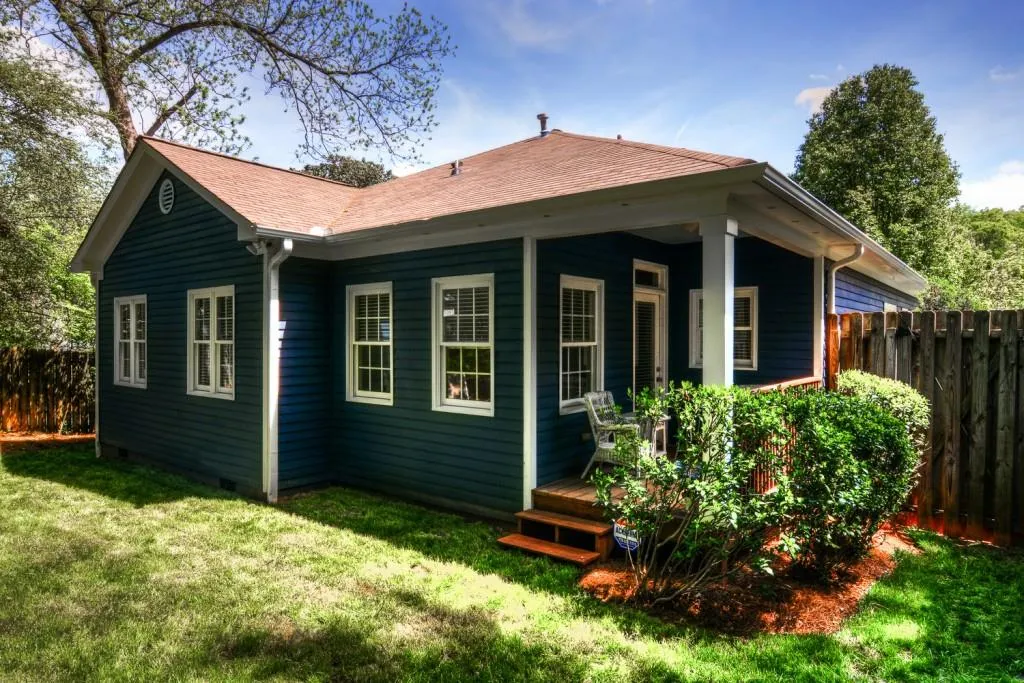984 Tilden Street, Atlanta, Georgia 30318, 3 Bedrooms Bedrooms, ,2 BathroomsBathrooms,Residential,Sold,984 Tilden Street,5834716