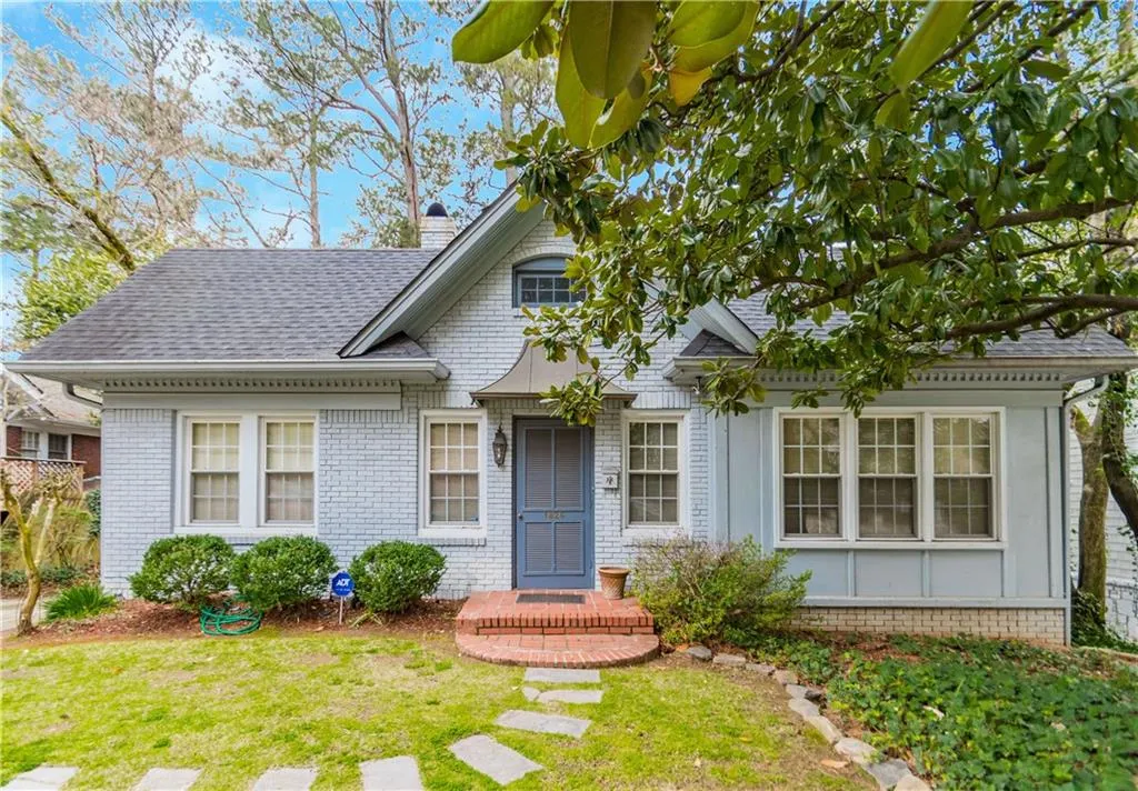1826 Monroe Drive, Atlanta, Georgia 30324, 3 Bedrooms Bedrooms, ,1 BathroomBathrooms,Residential,Sold,1826 Monroe Drive,5838368