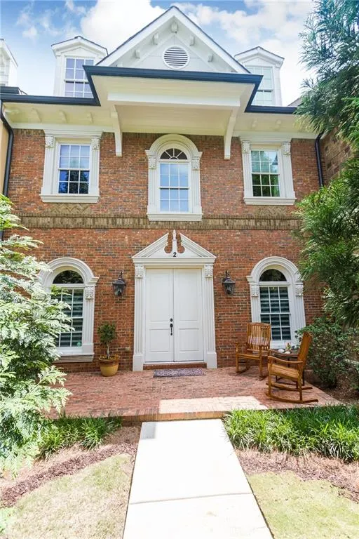 3113 Lenox Road Ne Unit 2, Atlanta, Georgia 30324, 3 Bedrooms Bedrooms, ,3 BathroomsBathrooms,Residential,Sold,3113 Lenox Road Ne Unit 2,5840707