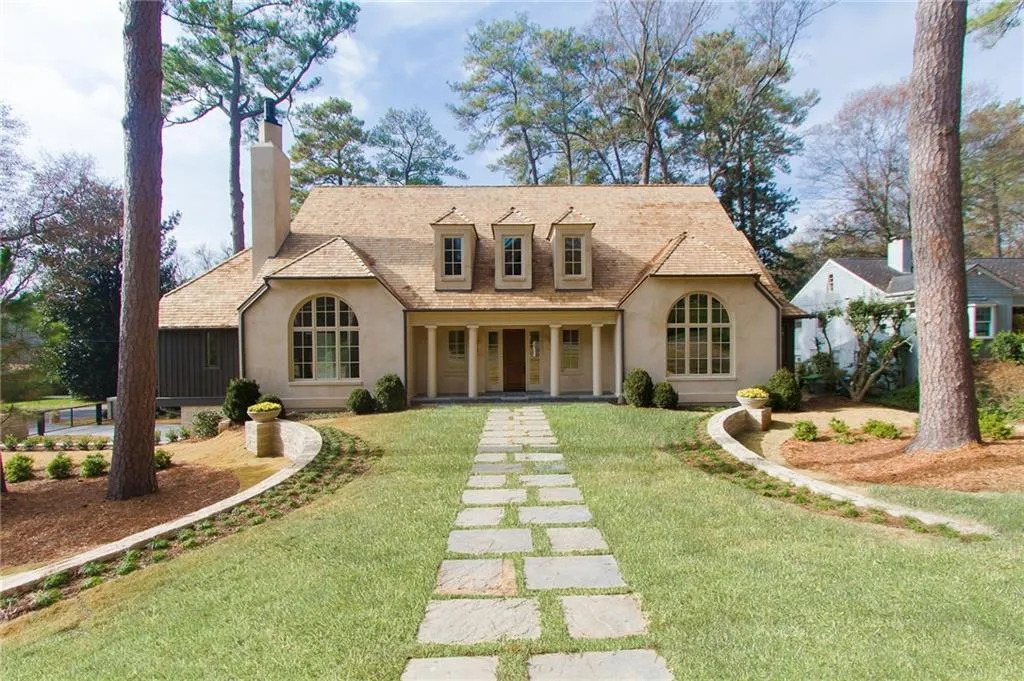 2340 Montview Drive Nw, Atlanta, Georgia 30305, 6 Bedrooms Bedrooms, ,6 BathroomsBathrooms,Residential,Sold,2340 Montview Drive Nw,5842781