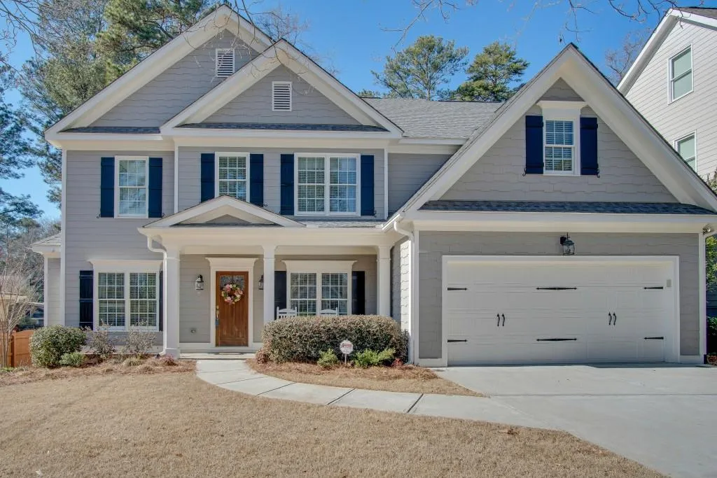 2372 Ewing Drive Ne, Brookhaven, Georgia 30319, 4 Bedrooms Bedrooms, ,3 BathroomsBathrooms,Residential,Sold,2372 Ewing Drive Ne,5962355
