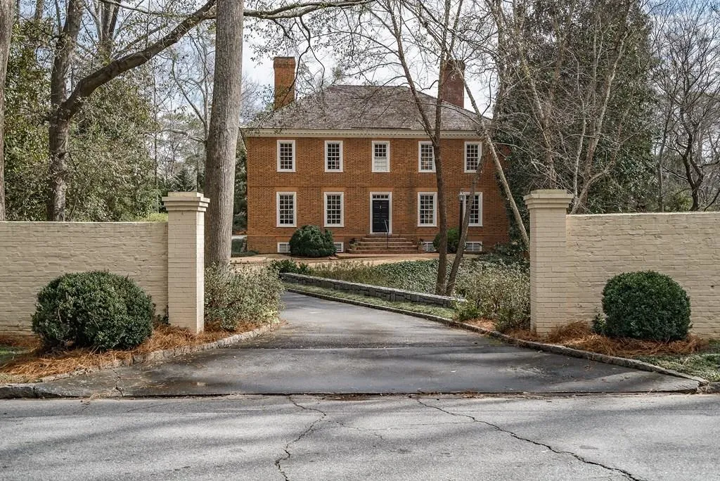 3229 Arden Road Nw, Atlanta, Georgia 30305, 4 Bedrooms Bedrooms, ,4 BathroomsBathrooms,Residential,Sold,3229 Arden Road Nw,5963888
