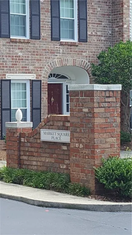 4 Market Square Place Nw Unit 4, Atlanta, Georgia 30318, 2 Bedrooms Bedrooms, ,2 BathroomsBathrooms,Residential,Sold,4 Market Square Place Nw Unit 4,5872092