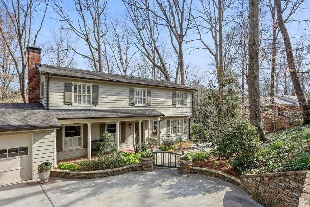3977 Land O Lakes Drive Ne, Atlanta, Georgia 30342, 4 Bedrooms Bedrooms, ,3 BathroomsBathrooms,Residential,Sold,3977 Land O Lakes Drive Ne,5982114