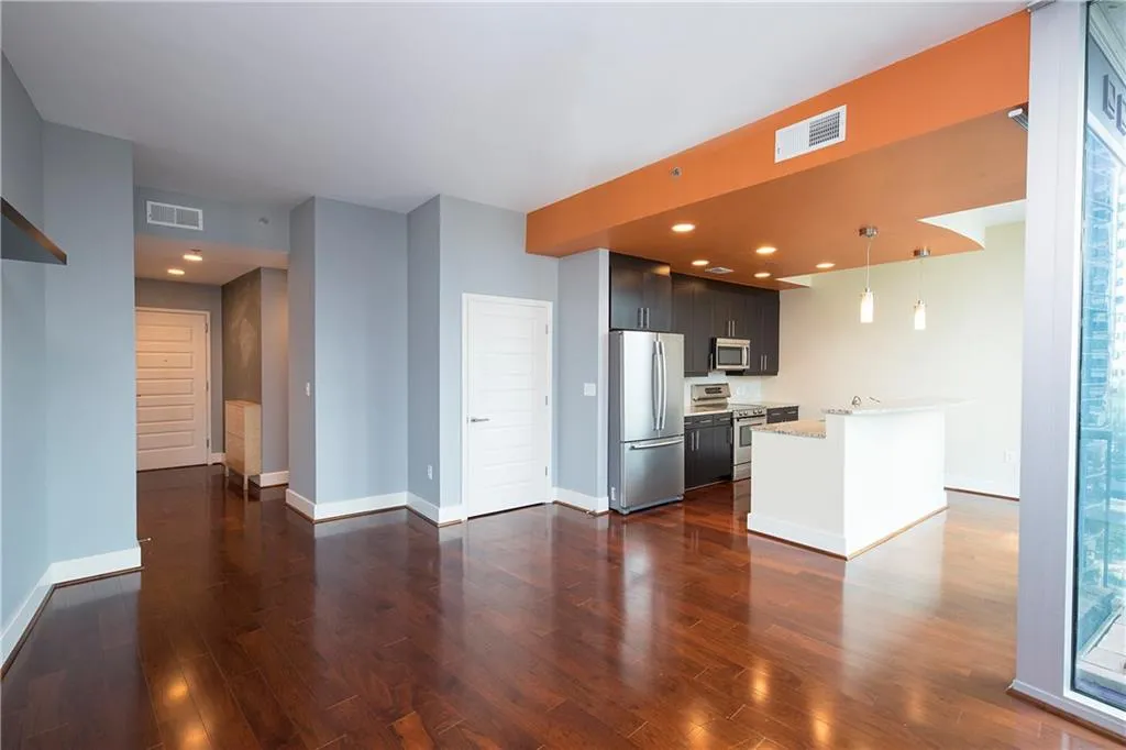 1080 Peachtree Street Ne Unit 1007, Atlanta, Georgia 30309, 1 Bedroom Bedrooms, ,1 BathroomBathrooms,Residential,Sold,1080 Peachtree Street Ne Unit 1007,5893426