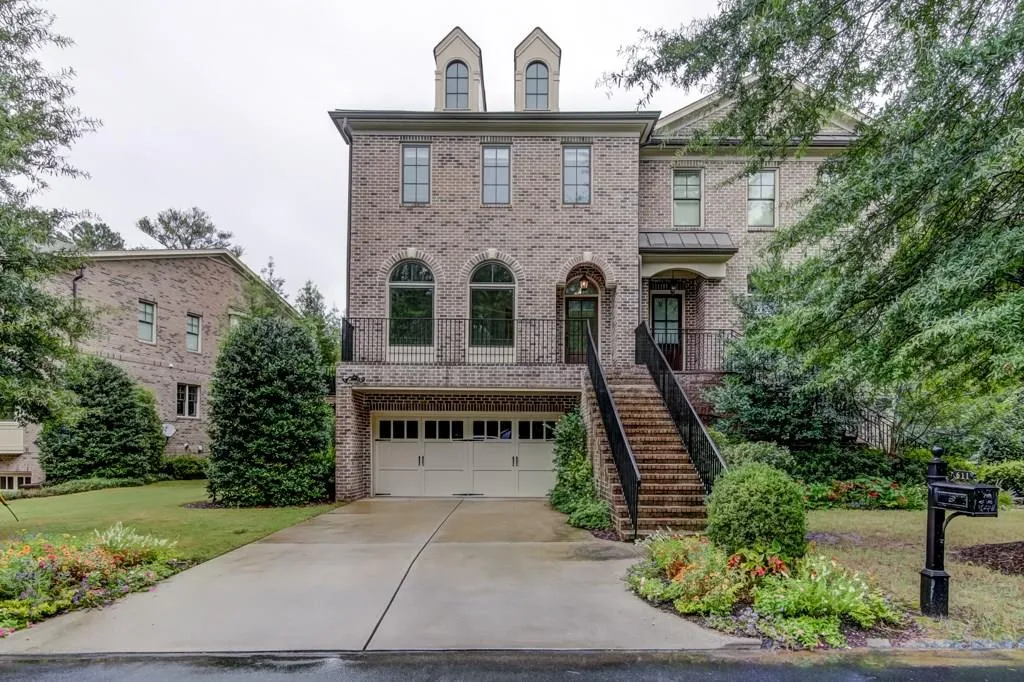 611 Timm Valley Road Ne, Atlanta, Georgia 30305, 4 Bedrooms Bedrooms, ,3 BathroomsBathrooms,Residential,Sold,611 Timm Valley Road Ne,5896360