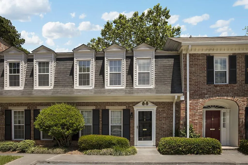 11 Kings Tavern Place Nw, Atlanta, Georgia 30318, 2 Bedrooms Bedrooms, ,2 BathroomsBathrooms,Residential,Sold,11 Kings Tavern Place Nw,6024571