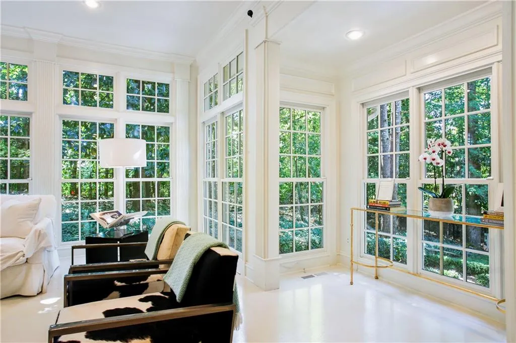2631 W Wesley Road, Atlanta, Georgia 30327, 5 Bedrooms Bedrooms, ,4 BathroomsBathrooms,Residential,Sold,2631 W Wesley Road,5915108