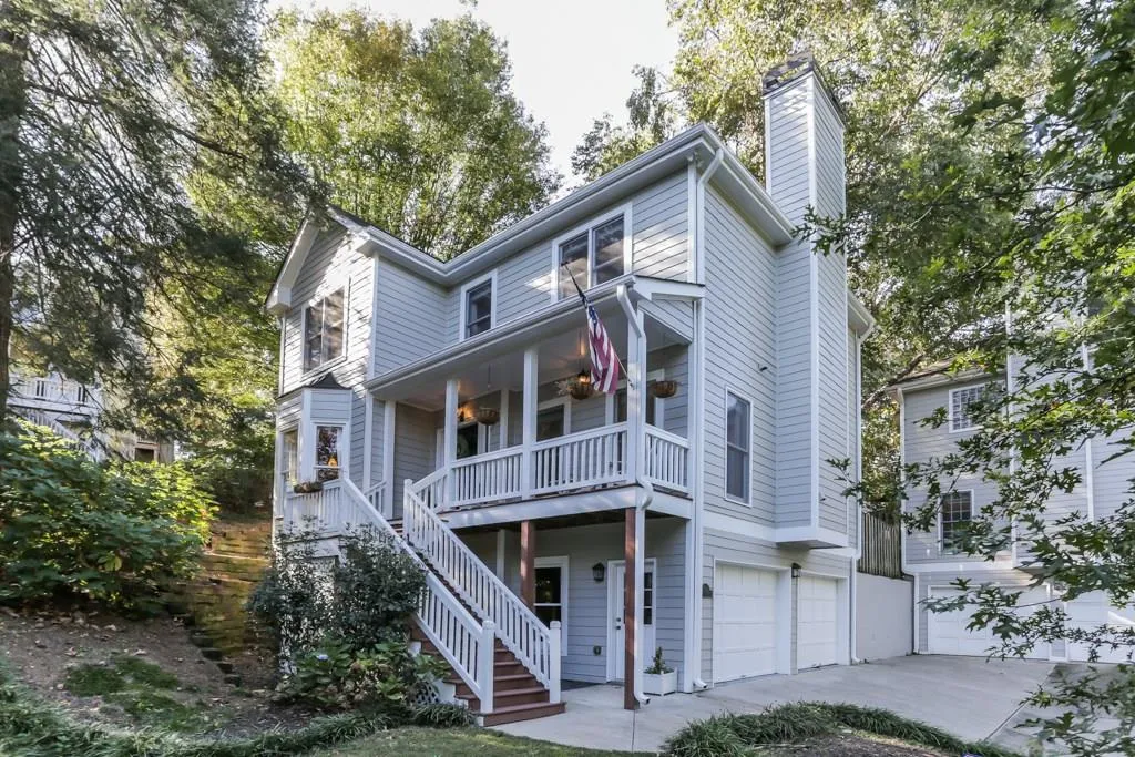 1155 B Davis Place Nw, Atlanta, Georgia 30318, 3 Bedrooms Bedrooms, ,2 BathroomsBathrooms,Residential,Sold,1155 B Davis Place Nw,5917275