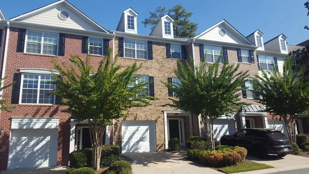 3633 Chattahoochee Summit Drive Se Unit 14, Atlanta, Georgia 30339, 3 Bedrooms Bedrooms, ,2 BathroomsBathrooms,Residential,Sold,3633 Chattahoochee Summit Drive Se Unit 14,5920804