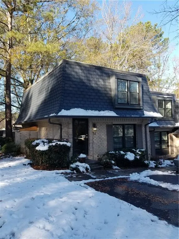 52 Cantey Place, Atlanta, Georgia 30327, 2 Bedrooms Bedrooms, ,2 BathroomsBathrooms,Residential,Sold,52 Cantey Place,5943189