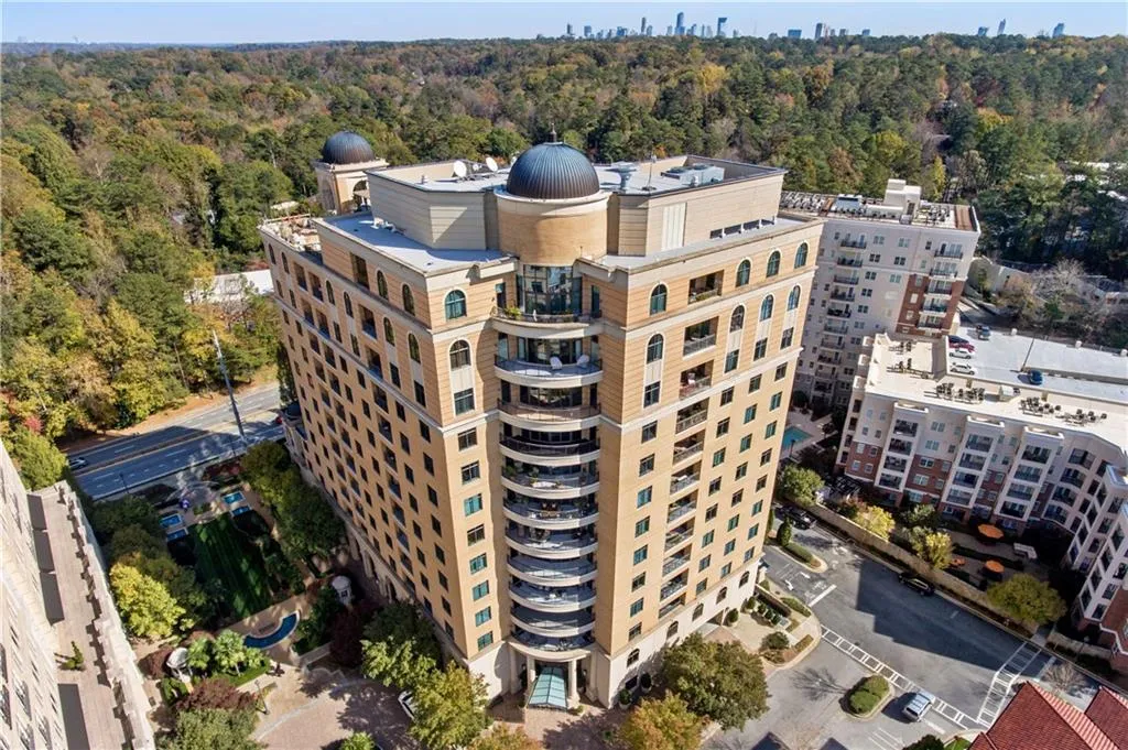 3286 Northside Parkway Nw Unit 707, Atlanta, Georgia 30327, 3 Bedrooms Bedrooms, ,3 BathroomsBathrooms,Residential,Sold,3286 Northside Parkway Nw Unit 707,5939604